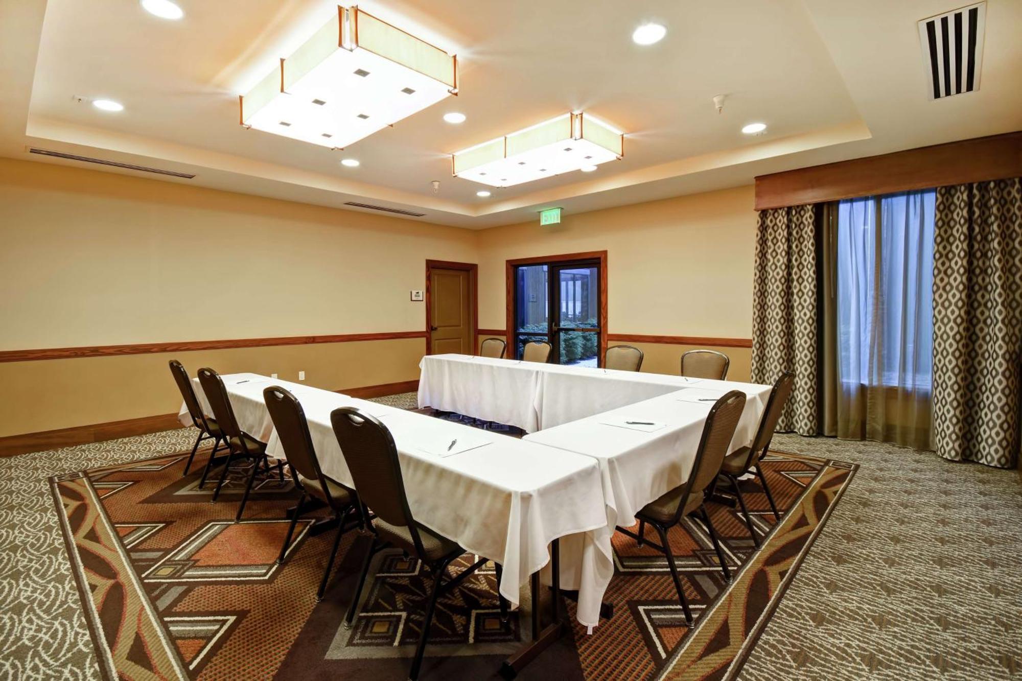 Homewood Suites By Hilton Kalispell Extérieur photo