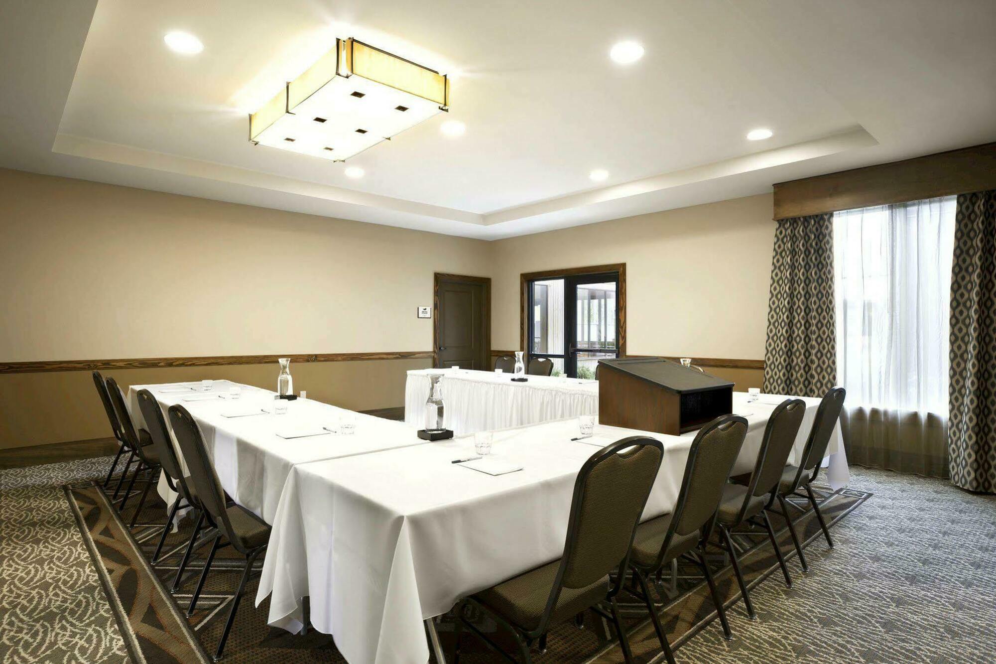 Homewood Suites By Hilton Kalispell Extérieur photo